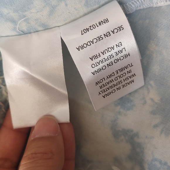 Roar new attacks button up embroidered top - Picture 5 of 13